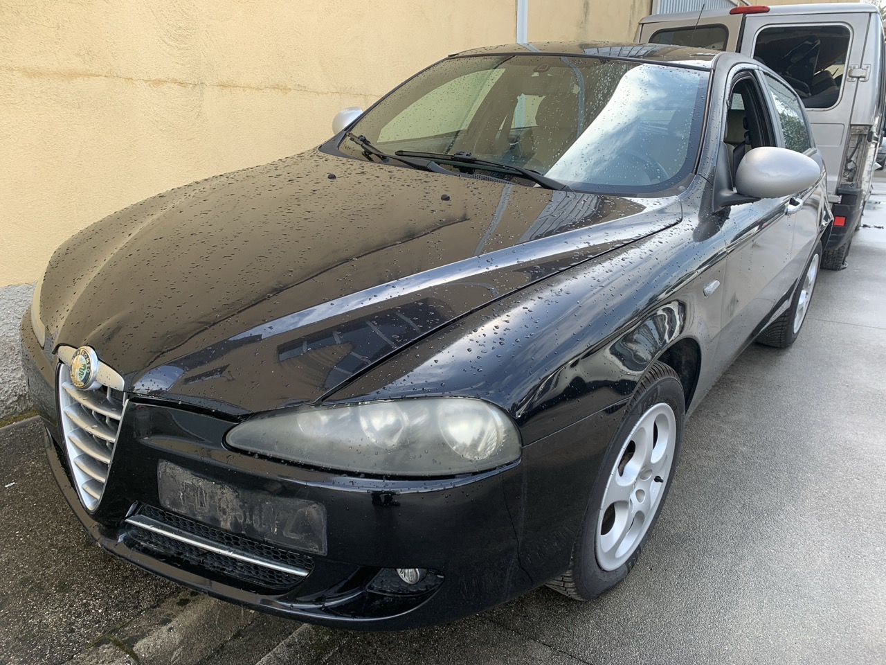Alfa Romeo 147 1.9 JTDM 8V (937)