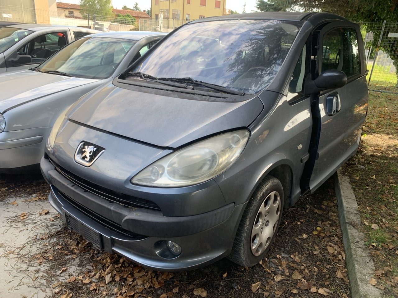 Peugeot 1007 1,4 (KM)