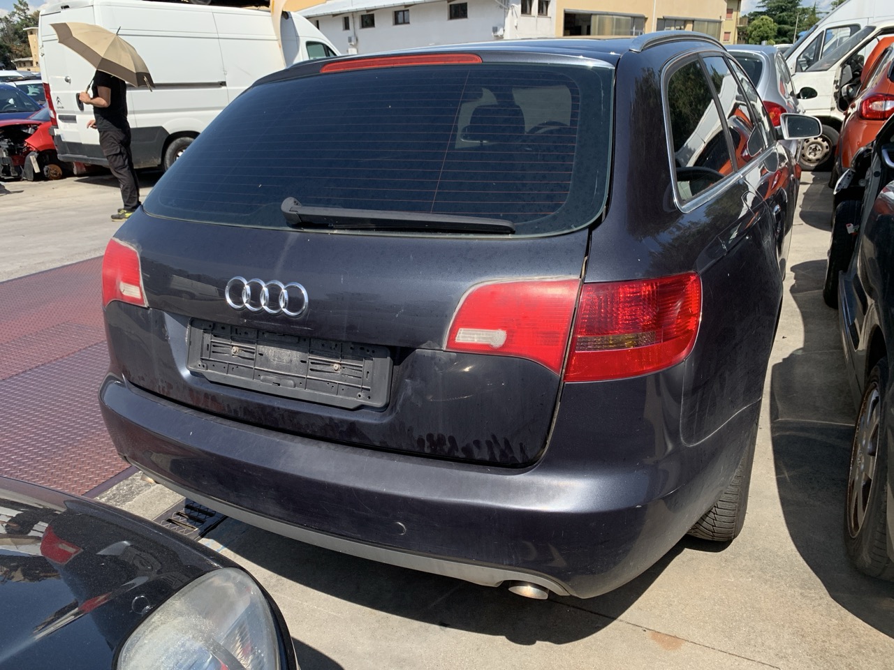 Audi A6 Avant 2.7 TDI (4F5)