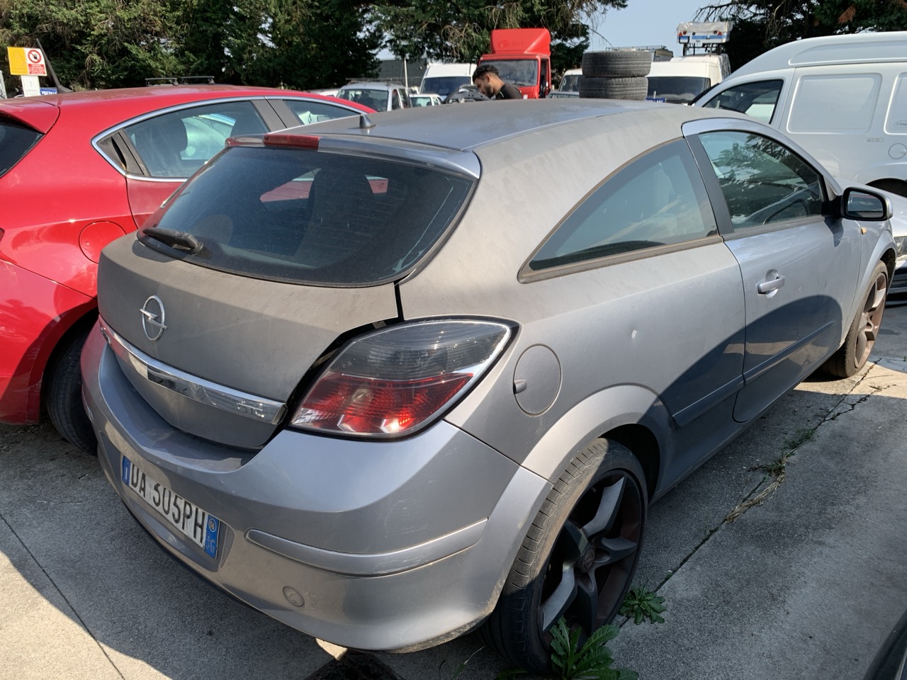 Opel Astra H GTC 1.9 CDTi (A04)