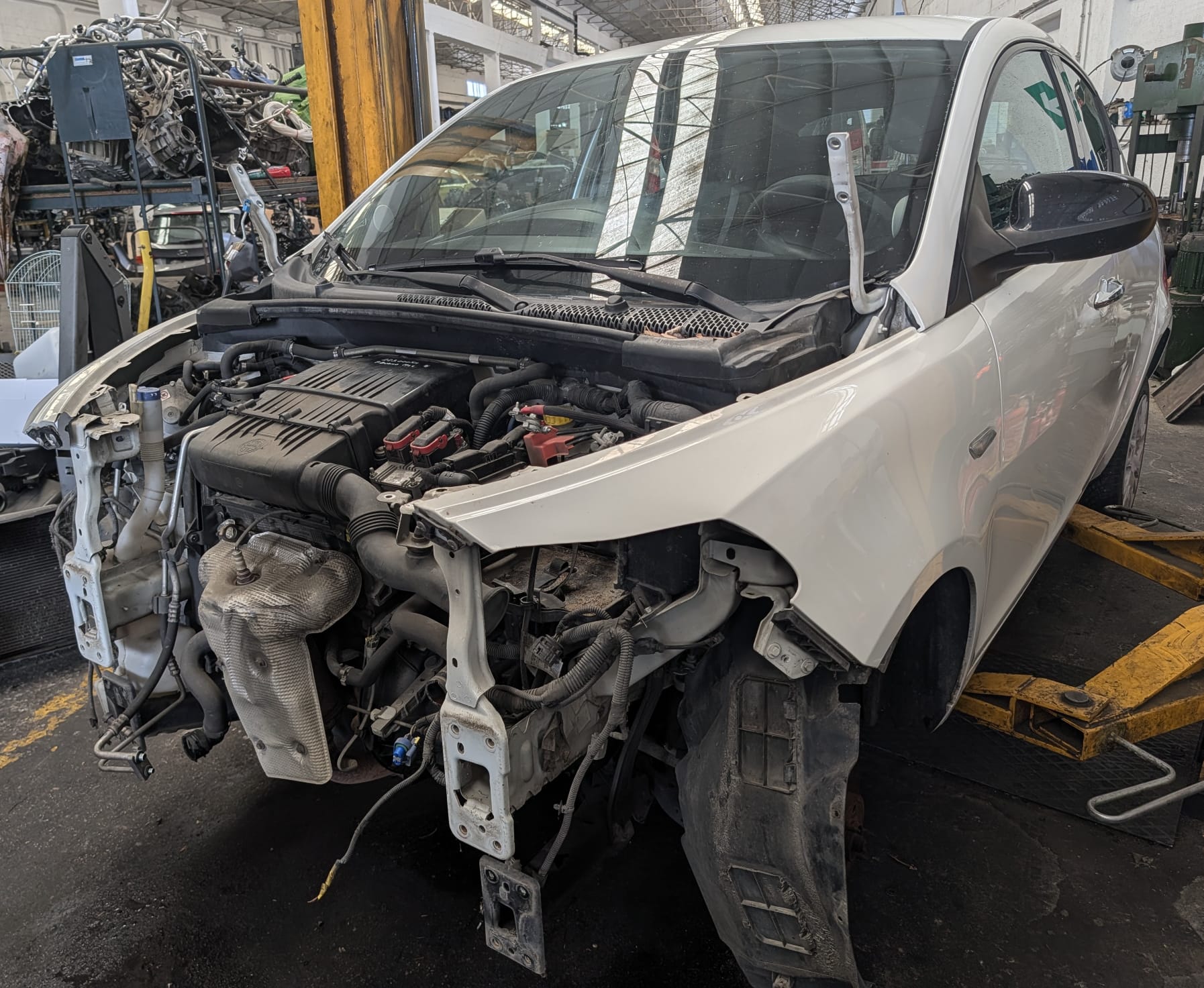 Lancia Ypsilon 1.2 Bi-Fuel (312)