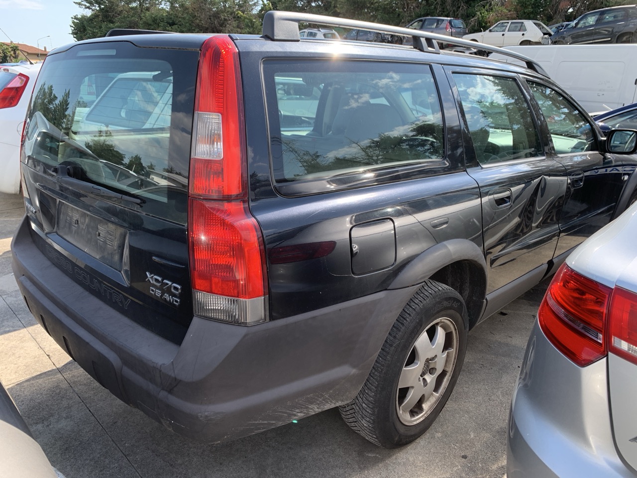 Volvo XC70 Cross Country 2.4 D5 XC AWD (295)